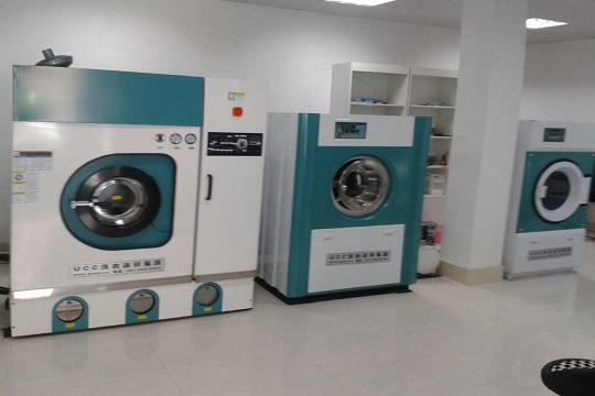 開干洗店一套干洗設(shè)備需要多少錢 開干洗店一套干洗設(shè)備需要多少錢