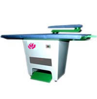 UCC干洗店設備之蒸汽熨燙機