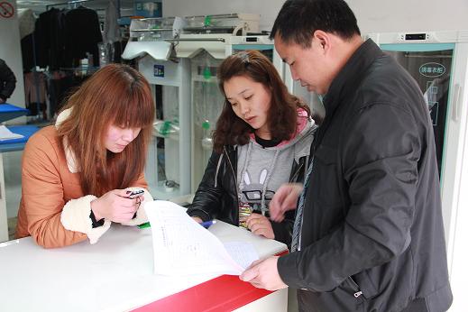 怎么開好一家干洗店？UCC洗衣加盟連鎖品牌跟蹤指導！