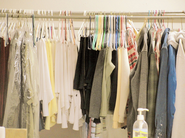 羽絨服其實(shí)不是適合干洗的