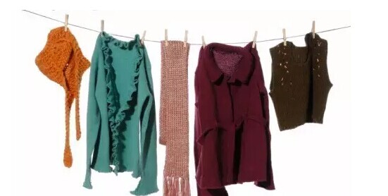 新毛衣扎人真難受該怎么解決