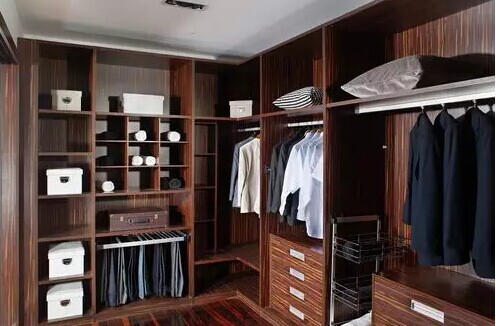 紗線的不同所織衣服也不同的